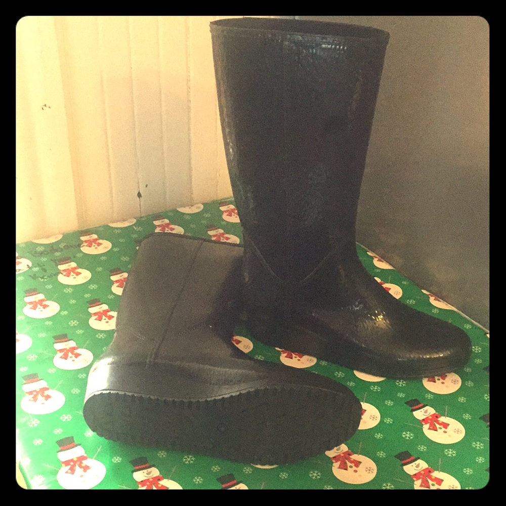 Rain boots